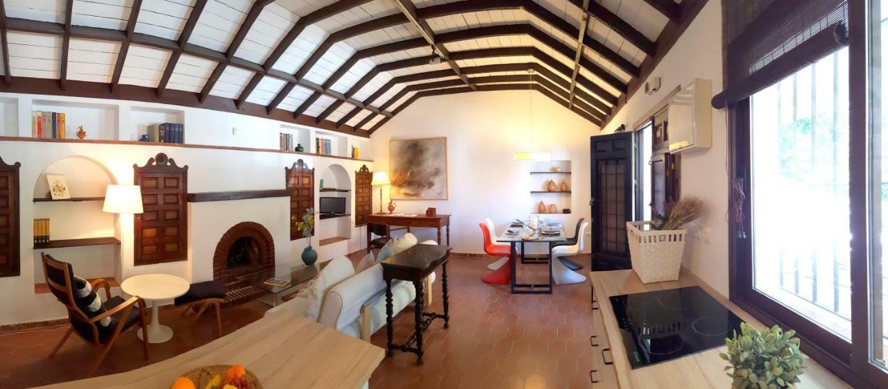 Quiet House In Malaga Villa Exterior photo